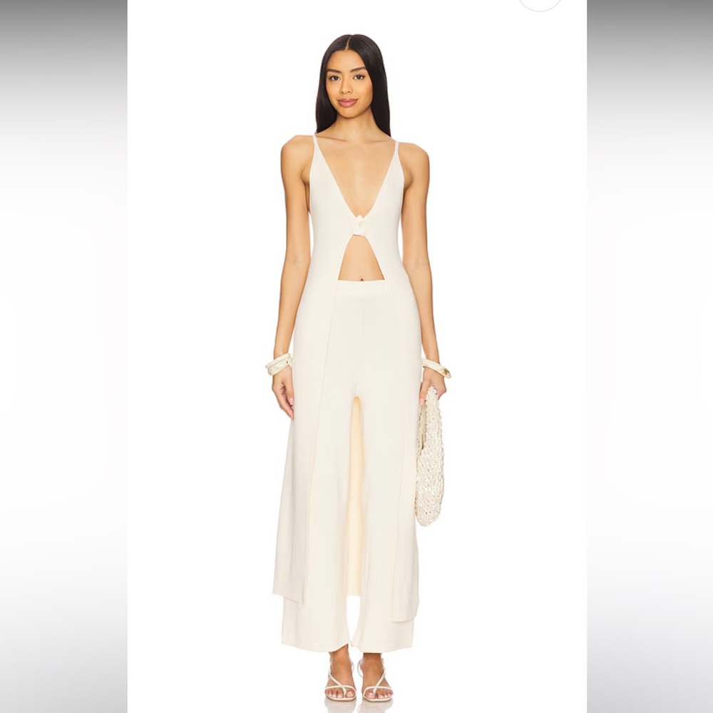 Clarrisa Set in Ivory | Revolve